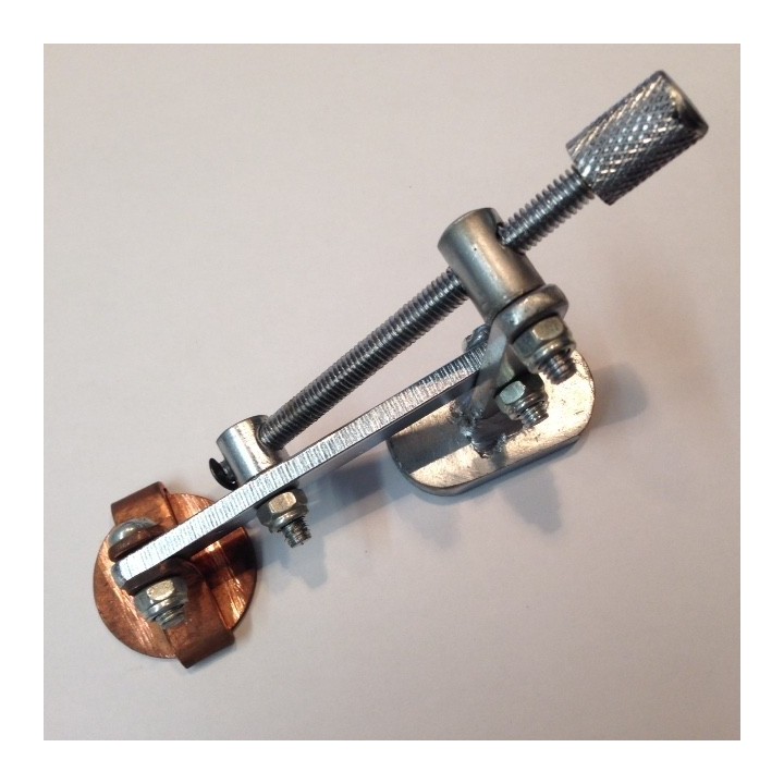 Magnetic plug weld tool