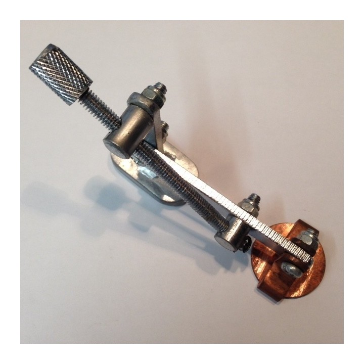 Magnetic plug weld tool