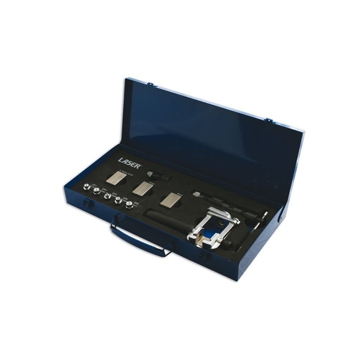 Remleiding fels set hydraulisch LUXE werken aan de auto.